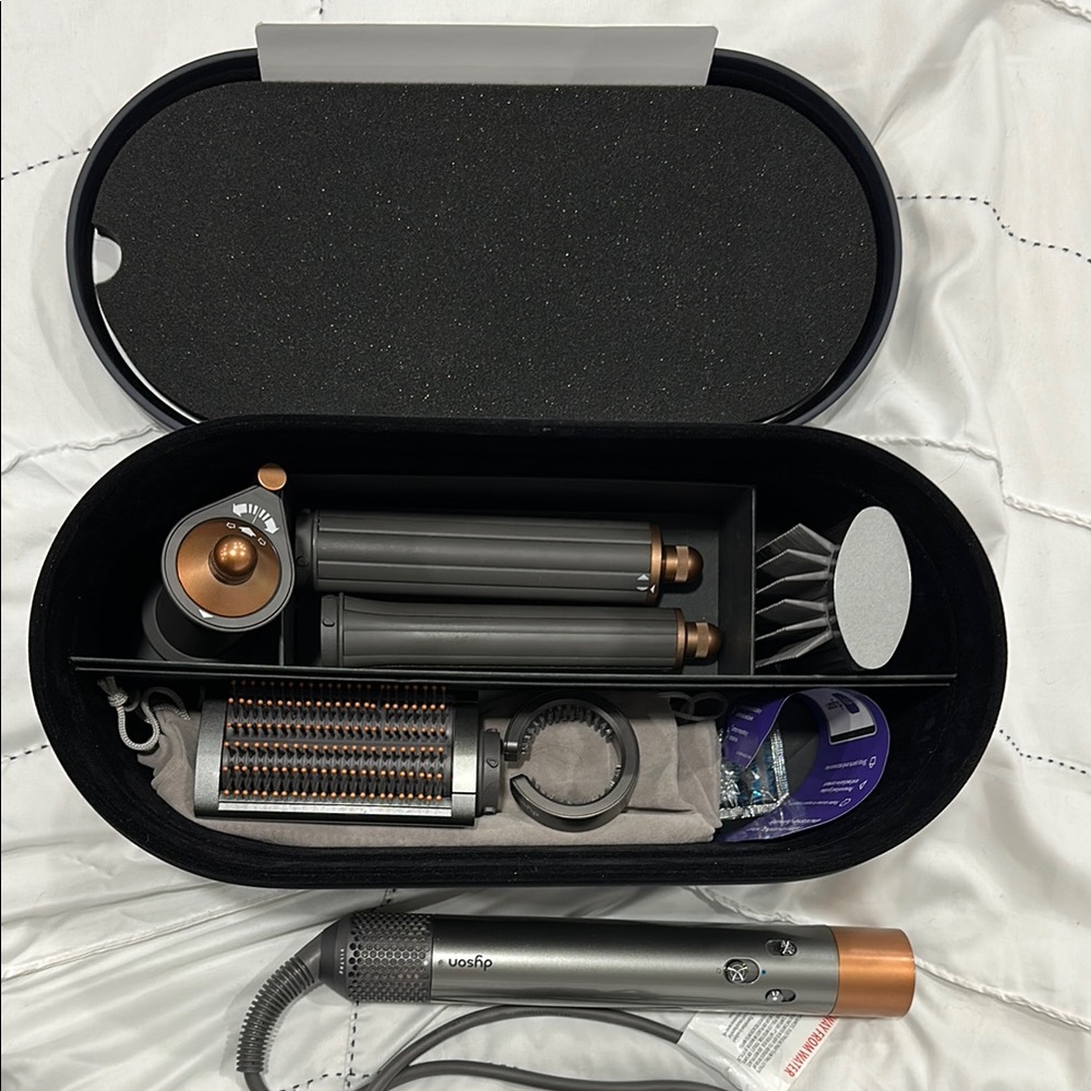 Dyson Airwrap styler